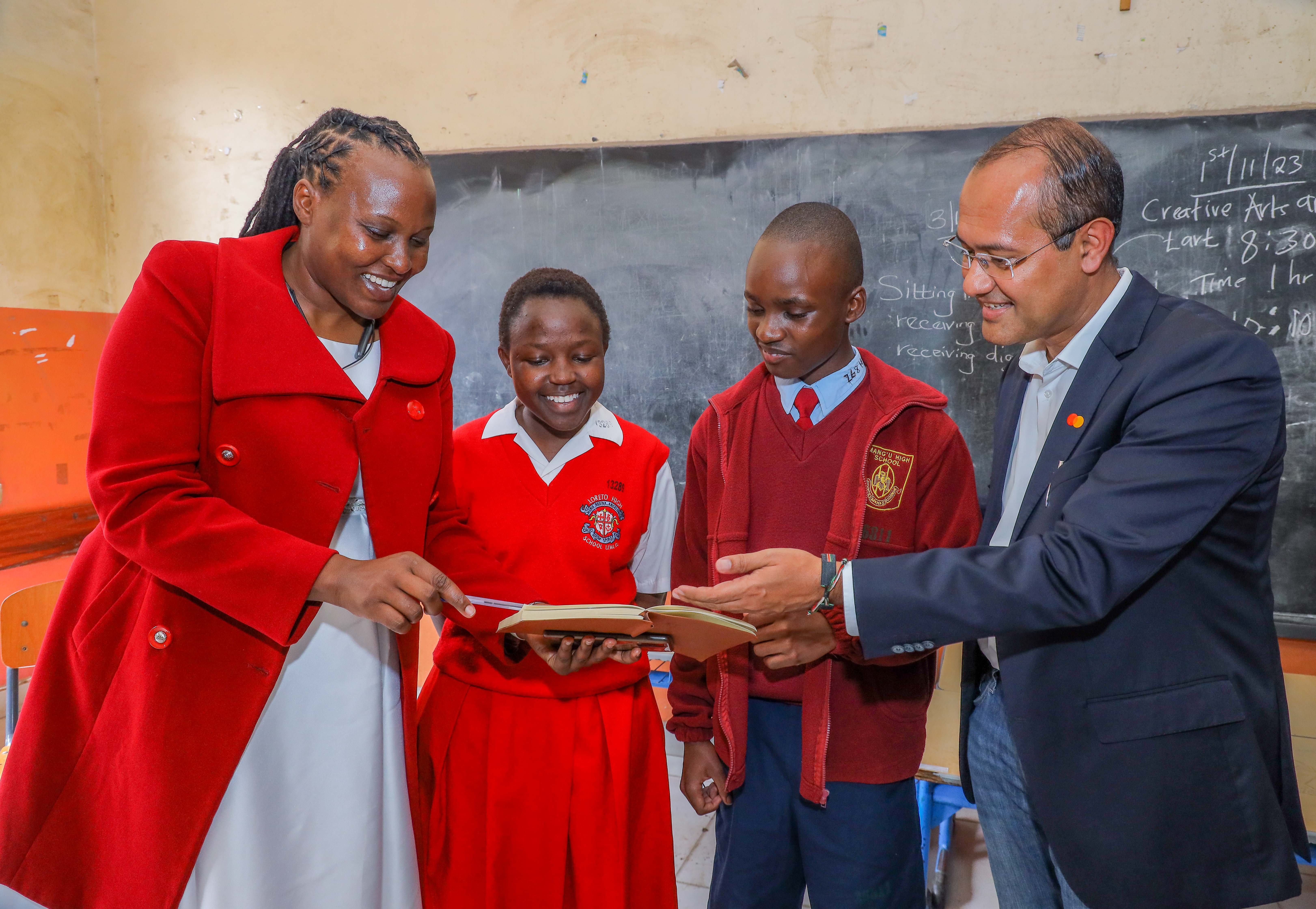 (L-R) Faith Yiamato, Country Representative for Hatua.net, Getrude Obonyo and James Mwenda, Beneficiaries of the Hatua.net programme, and Shehryar Ali, Senior Vice President and Country Manager for East Africa and Indian Ocean Islands at Mastercard during the Hatua.net and Mastercard partnership launch event in Nairobi.