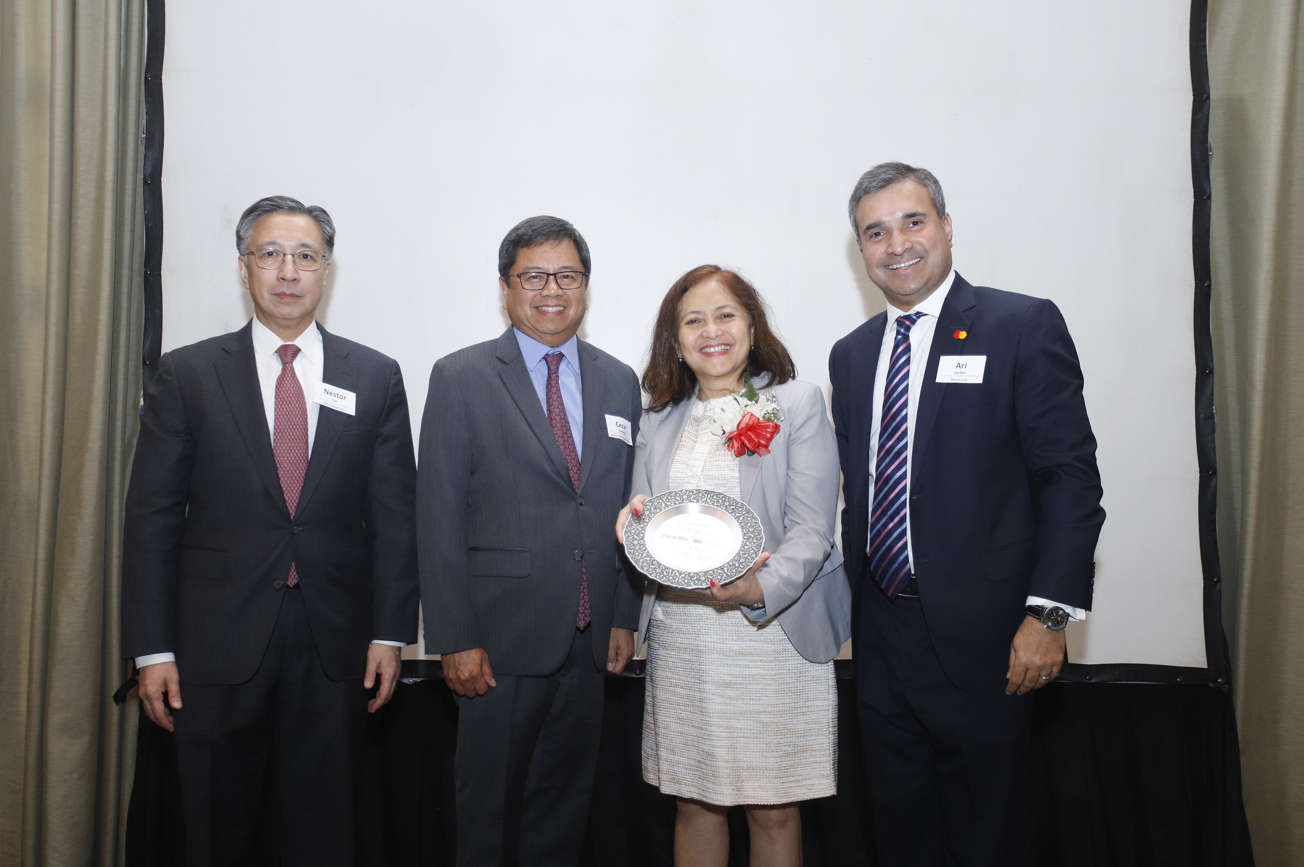 From left: Nestor V. Tan, BancNet Chair and BDO President & CEO; Cezar P. Consing, BancNet President and BPI President & CEO; Chuchi G. Fonacier, BSP Deputy Governor; Ari Sarker, Asia Pacific Co-President, Mastercard