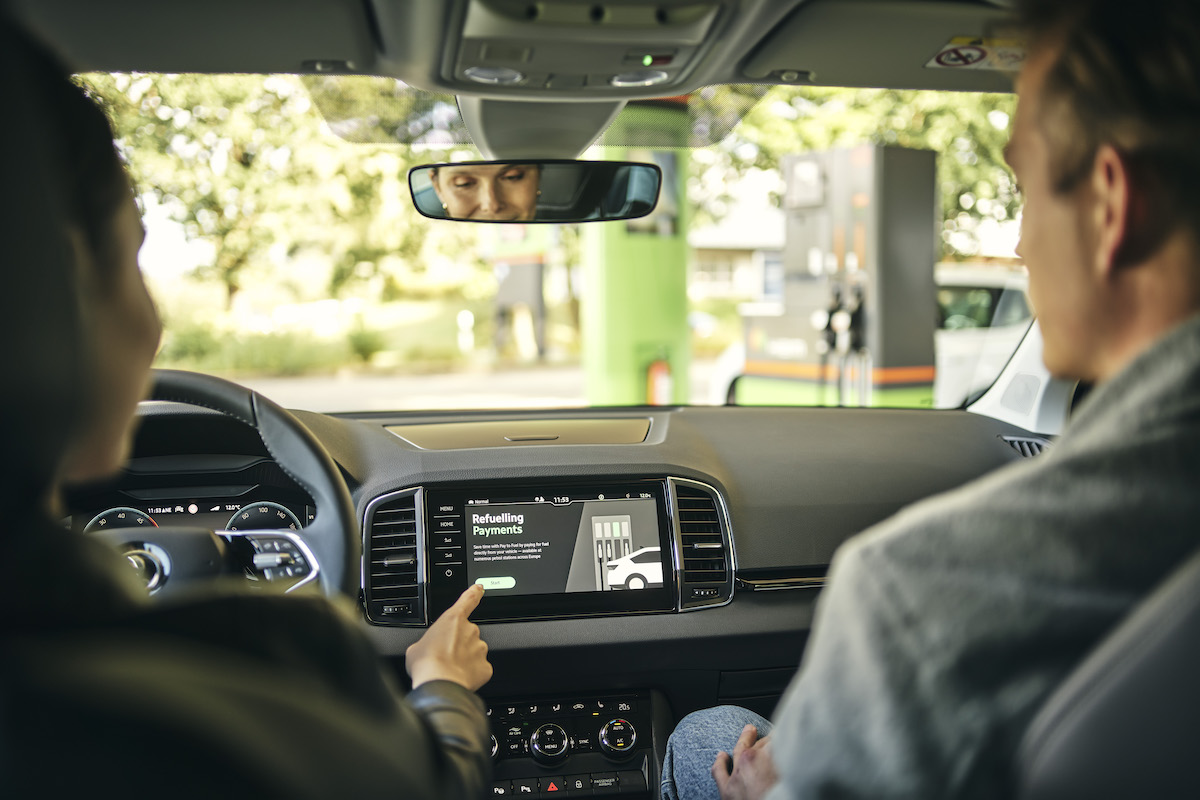 In-Car-Payment über das Bordsystem: Škoda Auto erweitert sein digitales Serviceangebot um Pay-to-Fuel © Škoda Auto